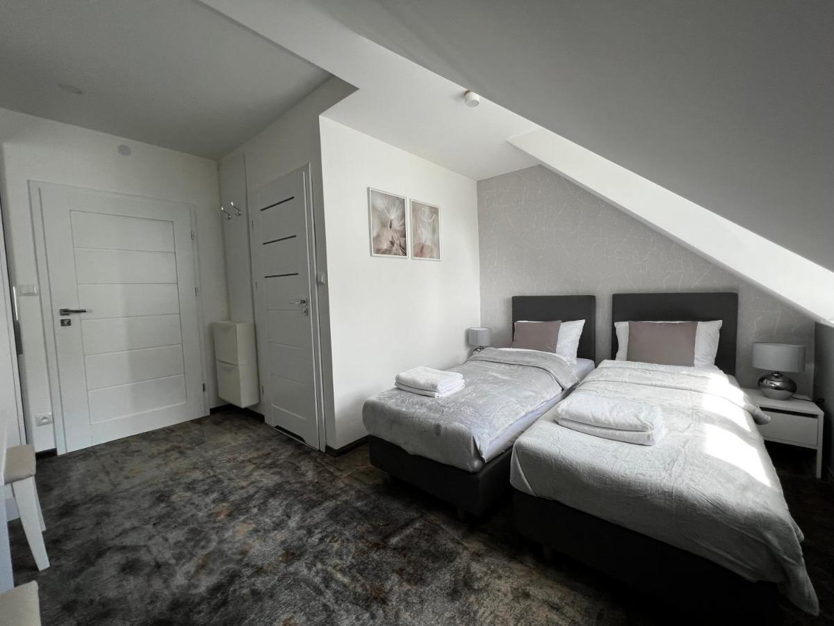 Livin Leba Hotel Buitenkant foto